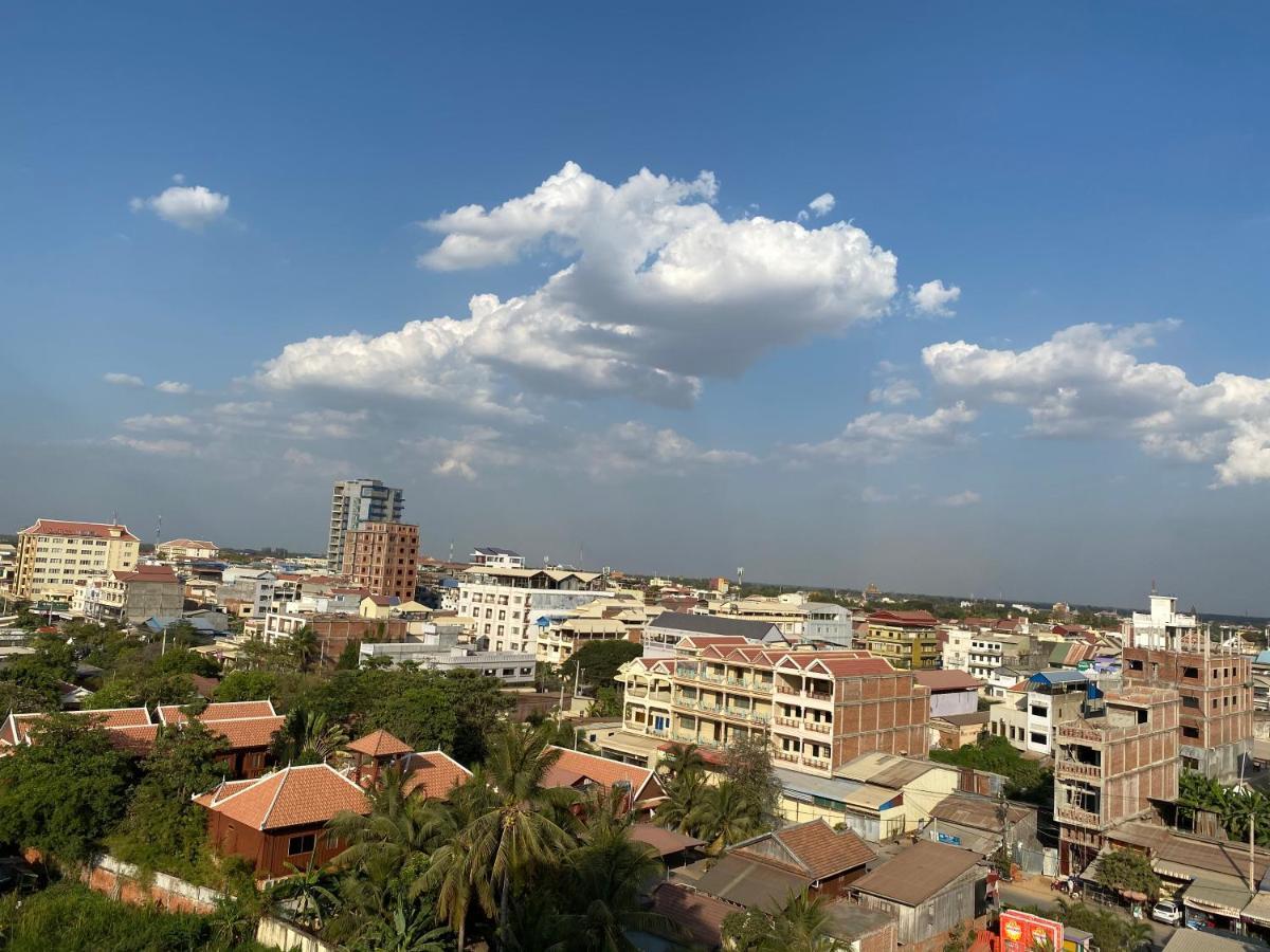 Jasmine Hotel& Sky Bar Батамбанг Екстериор снимка