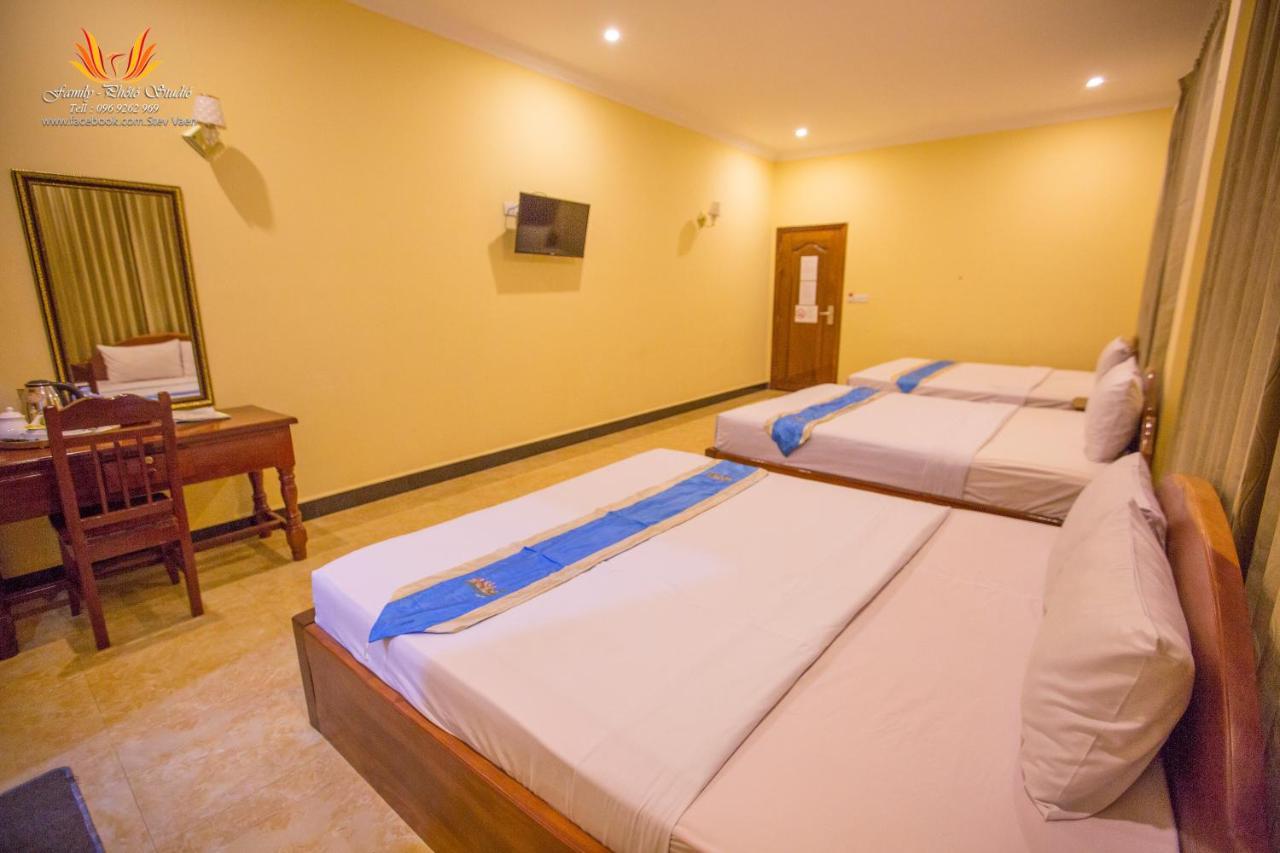 Jasmine Hotel& Sky Bar Батамбанг Екстериор снимка